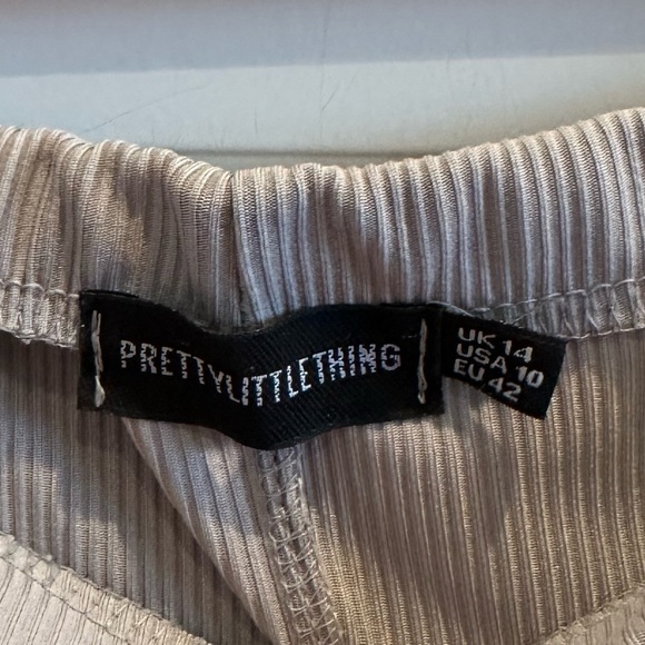 PrettyLittleThing Ribbed Straight Leg Side Slit Pants - Picture 3 of 4